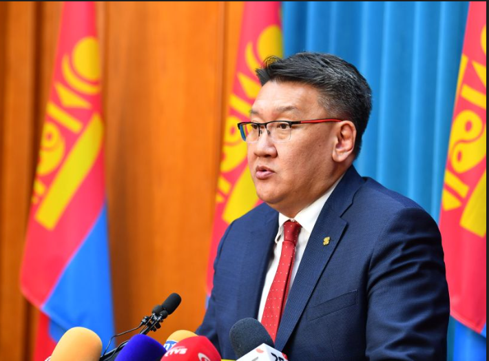 Б.Жавхлан: “Сенчири-5” бонд нь ЗГ-ын бондын түүхэнд хамгийн бага эрсдлийн түвшинтэй гарсан нь боллоо